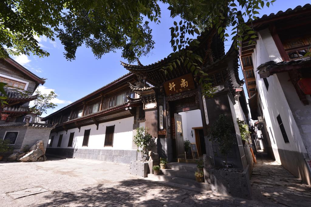 Lijiang Xuannan Club Лицзян Экстерьер фото